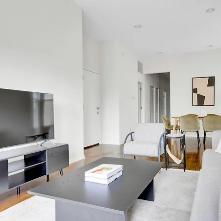 Lakeview 3br 3 Blocks To Wrigleyville Dining L Chi-609 Chicago