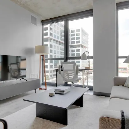Bright Loop 1br W Pool Gym Nr L Chi-725 Chicago