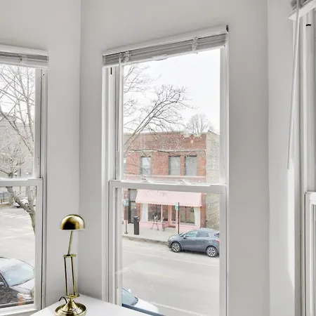 Lakeview 3br 3 Blocks To Wrigleyville Dining L Chi-609 Chicago
