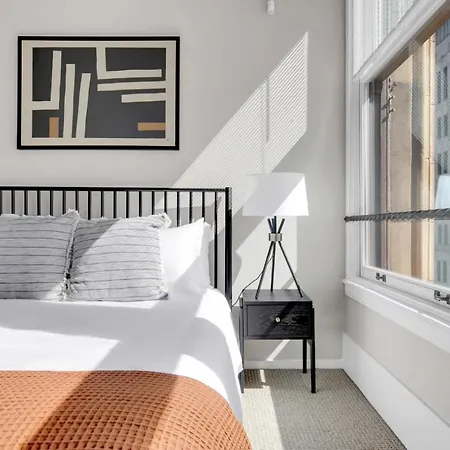 Loop 2br W Gym Doorman Same Block As L Chi-673 Chicago