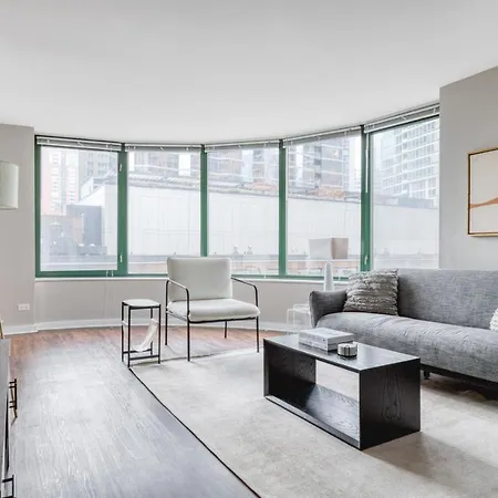 Streeterville 2br W Gym Pool Ohio St Beach Chi-908