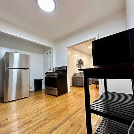 Spacious 5bd/2ba In Prime Logan Square Location! * Chicago