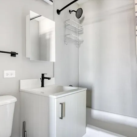 Medical District 1br W Gym Wd 1 Block To L Chi-464 *