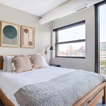 Medical District 2br W Gym Wd 1 Block To L Chi-428 * Chicago