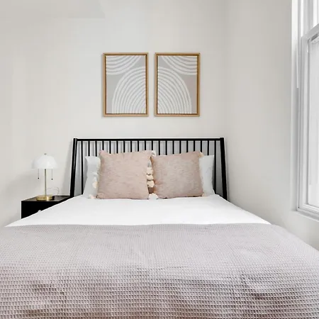 Lakeview 3br 3 Blocks To Wrigleyville Dining L Chi-609 Apartment *