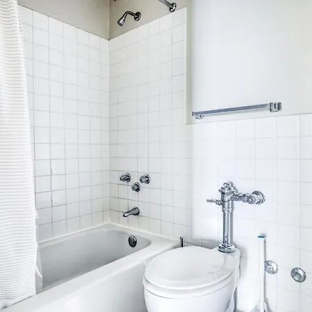 Lakeview 1br W Rooftop Pool Nr Wrigley Field Chi-374 Apartment *