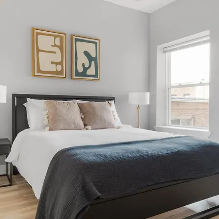 Edgewater 2br Nr Loyola Red Line Chi-904 Chicago