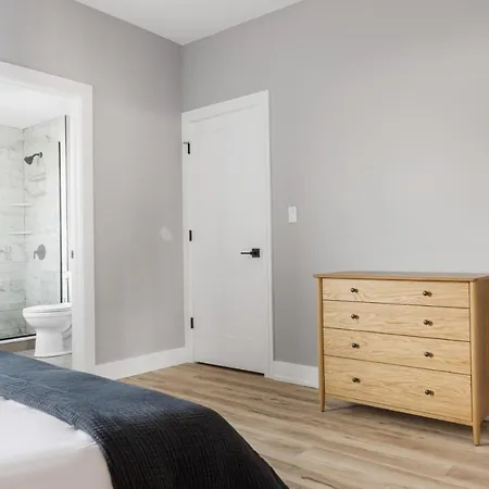 Edgewater 2br Nr Loyola Red Line Chi-904