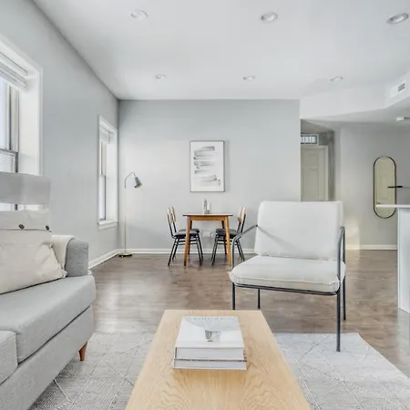 Lakeview 2br W Courtyard Wd 2 Blocks To L Chi-514 Apartment *
