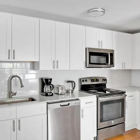 Lakeview 2br W Wd Bbq Nr Belmont L Chi-737 * Chicago