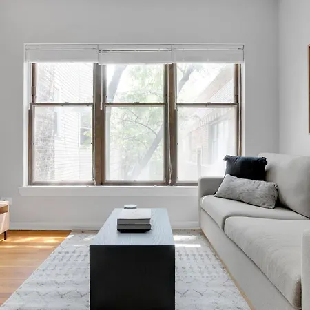 Lakeview 2br W Wd Bbq Nr Belmont L Chi-737 Chicago