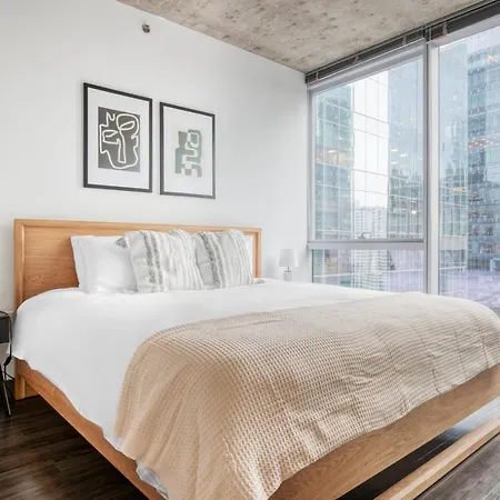 Loop 2br W Lounge Roof Nr Riverwalk Chi-791 * Chicago