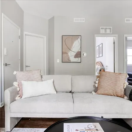 Apartment Lakeview 2br W Wd Bbq Nr Belmont L Chi-731