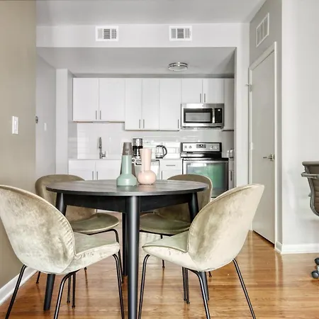 Lakeview 2br W Wd Bbq Nr Belmont L Chi-734 Chicago