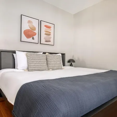 Lakeview 2br W Wd Bbq Nr Belmont L Chi-734 *