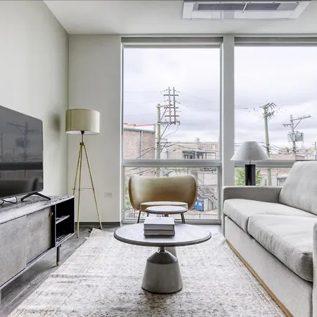 Apartment Logan Sq W Roof Gym 1 Block To L Chi-475 *
