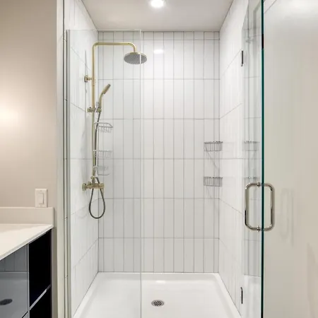 Apartment River North 1br W Gym Lounge Roof Nr Riverwalk Chi-892 *