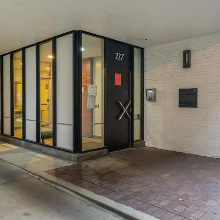 Apartment Streeterville 2br Nr Mich Ave Hancock Building Chi-597