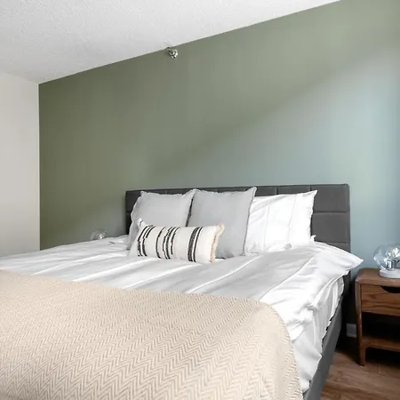 Apartment River N 1br W Gym Pool Nr Oak St Chi-270