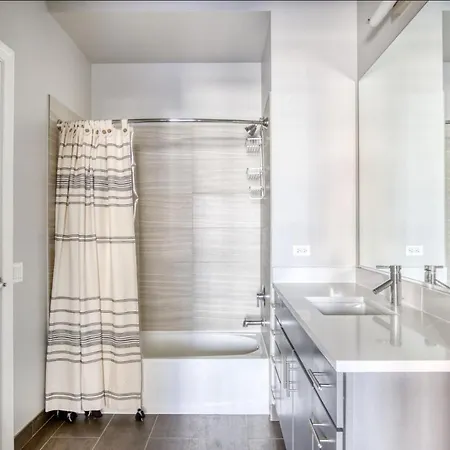 Apartment S Loop 1br W Gym Pool Roof 1 Block To L Chi-689 *