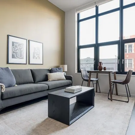 Apartment Logan Square 1br W Pool Lounge Gym Nr L Chi-868 Chicago