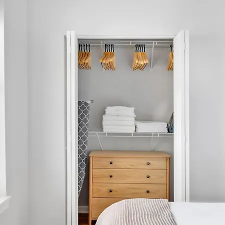 Apartment Lakeview 2br W Wd Bbq Nr Belmont L Chi-737