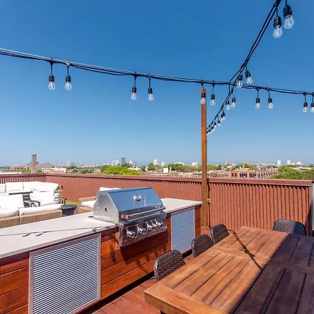 Ravenswood 1br W Rooftop Bbq Next To Brown Line Chi-401 * Chicago