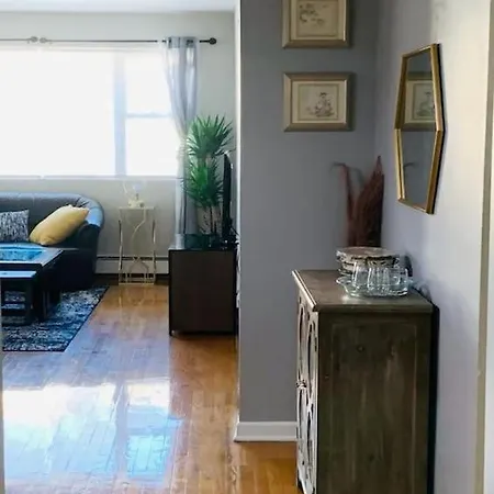 Roger'S Park Spacious Apartment Chicago