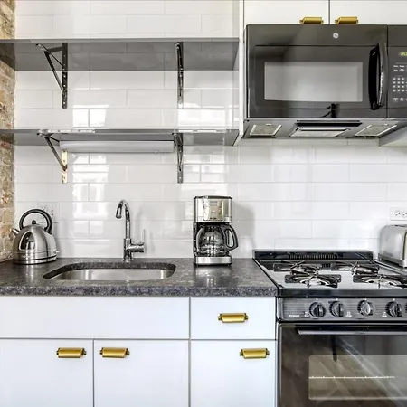 Apartment Wicker Park 1br W Wd 1 Block To L Six Corners Chi-420