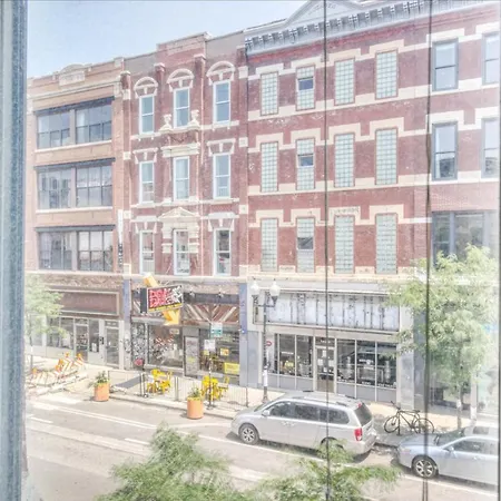 Wicker Park 1br W Wd 1 Block To L Six Corners Chi-420