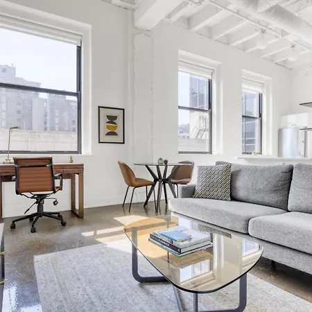 Loop 1br W Gym Theatre Nr Grant Park Chi-102 * Chicago