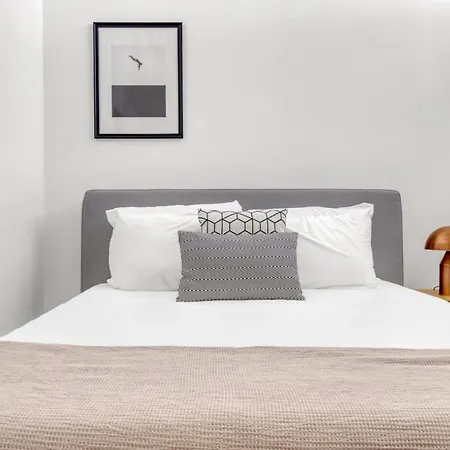 Loop 1br W Gym Theatre Nr Grant Park Chi-102 Apartment *