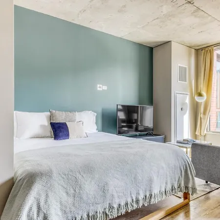 W Loop Studio W Pool Gym Wd Nr The L Chi-190 Apartment