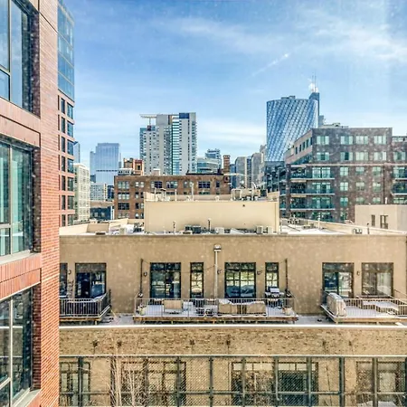 W Loop Studio W Pool Gym Wd Nr The L Chi-190