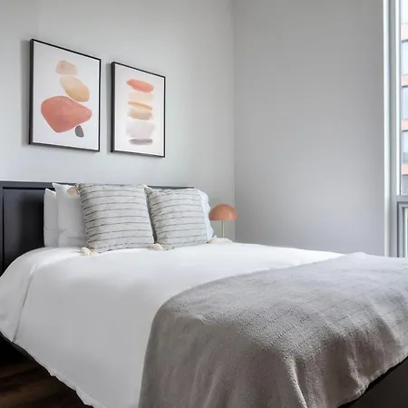 Lakeview 1br W Wd Nr L Stop Wrigley Field Chi-941 Apartment Chicago