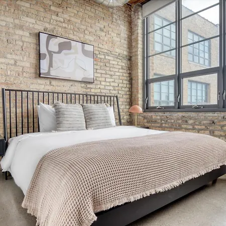 Apartment Lincoln Park 2br W Wd Gym Roof Nr I-90 Chi-782