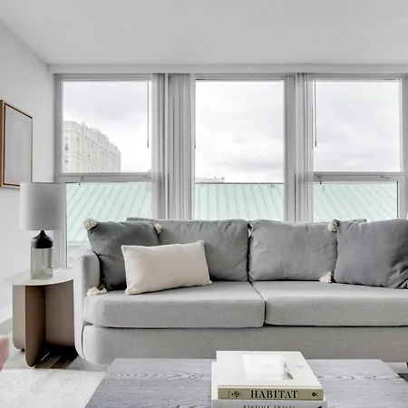 Apartment Edgewater W Gym Deck Lounge Nr L Chi-658 *