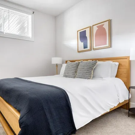 Bucktown 3br Near I-90 Chi-902 * Chicago
