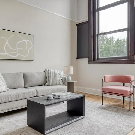 West Town 2br Nr I-90 Blue Line Chi-784 * Chicago
