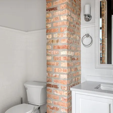 West Town 2br Nr I-90 Blue Line Chi-784 Apartment *