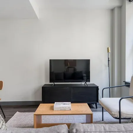 Loop Studio W Gym Wd Pool Nr Willis Tower Chi-500 Apartment