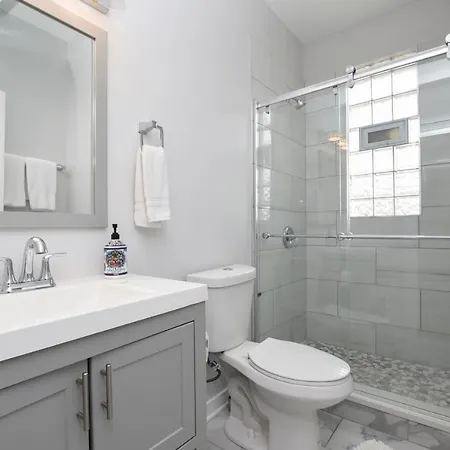 Contemporary In Irving Park * Chicago
