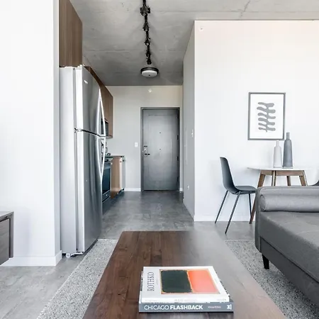 Apartment W Loop Studio W Pool Gym Nr Fulton Mkt Chi-263 Chicago