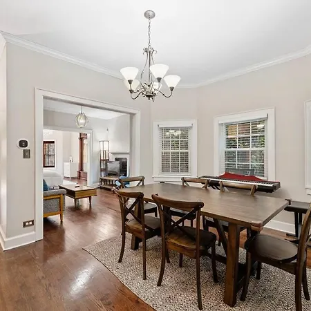 Lavish Mini Mansion Near Sox & Apartment Chicago
