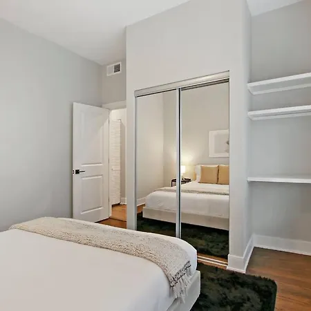 Stylish & Fully Furnished 3br Apt With Laundry Lawndale 2- Moved Inventory Apartment Chicago