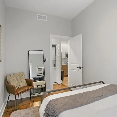 Stylish & Fully Furnished 3br Apt With Laundry Lawndale 2- Moved Inventory Apartment *
