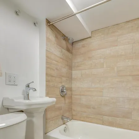 Convenient Vacation With Office! Holiday home *