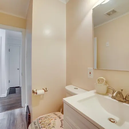 Convenient Vacation With Office! Holiday home Chicago