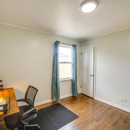 Holiday home Convenient Vacation With Office!