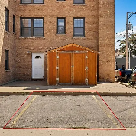 Modern Comfort 2 Bd In Iconic Lincoln Square Apartment *